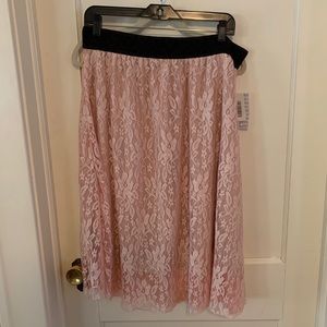 NWT LuLaRoe Lola Lace Skirt